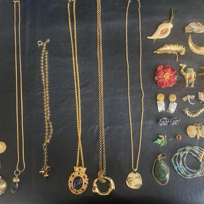 Gold Tone Jewelry 