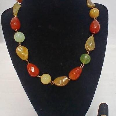 14 Carat Gold Ring w Agate 4.2gr  and Agate Necklace w 14k Findings
