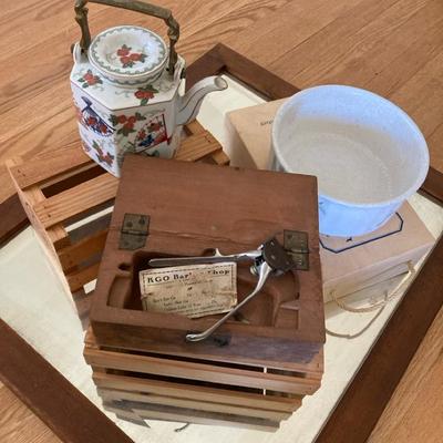 Household Knickknacks 