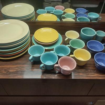 Bauer Dining ware Plus Extras 