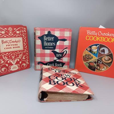 Vintage Cookbooks 