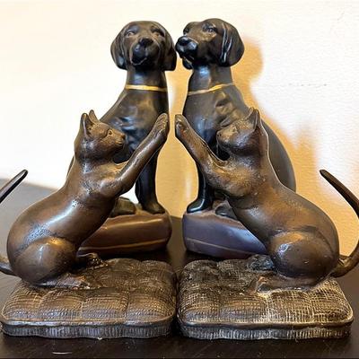 The Cats! The Dogs! Bookend Duo