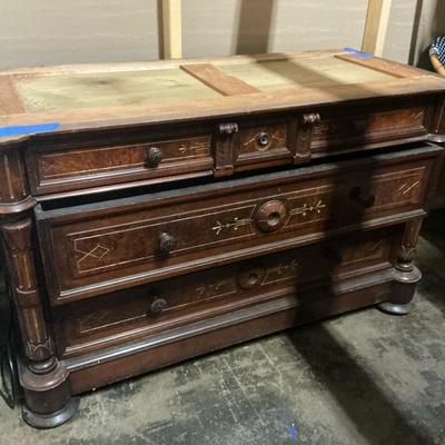 Antique Chest of Drawers