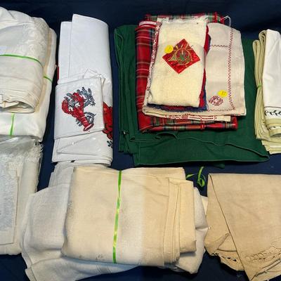 Assorted Linens 