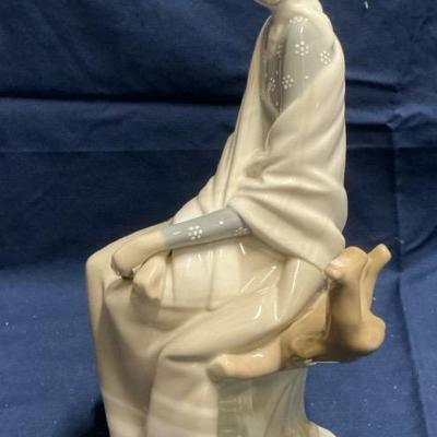 Lladro Shepherdess Porcelain Figure