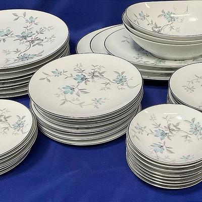 Noritake Lorene Pretty China Lot