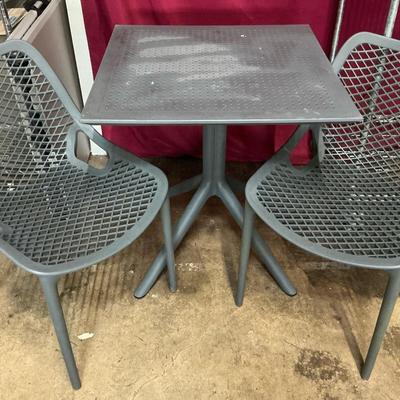 Lightweight  Plastic Bistro Table And Chairs 