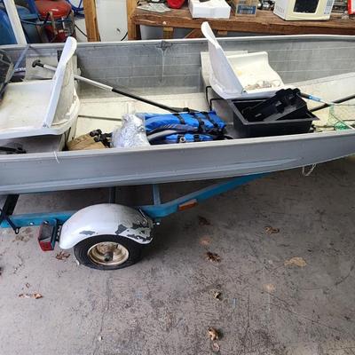 1972 Sears Aluminum Boat with 2008 Mercury 9.9 Motor