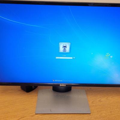 Dell 27 In Monitor Lot 1