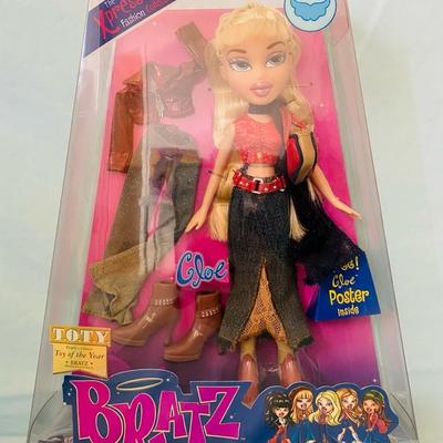 NIB 2002 Bratz Xpress It Cloe Doll