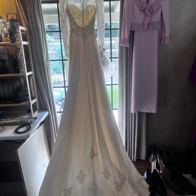 1991 vintage wedding gown/hat