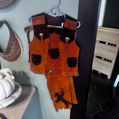 SUEDE COWBOY OUTFIT