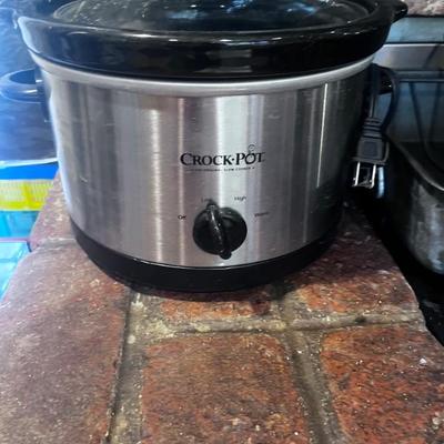 CROCK POT