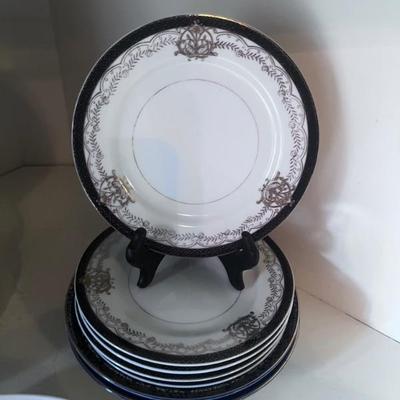 DINNERWARE