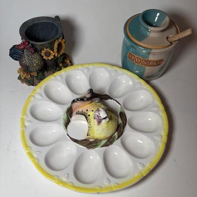 Vintage 1950s Chicken Deviled Eggs Dish, Stoneware Honey Pot & Resin Chicken Vase 