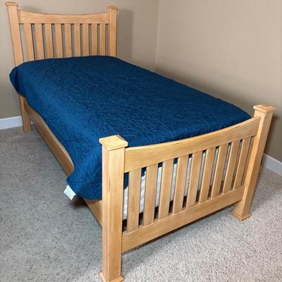 Mission Blonde Wood Twin Bed