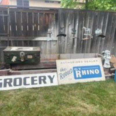 Estate sale photo