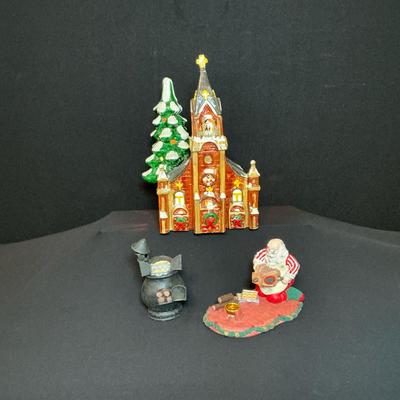 House Of Lloyds And Dept 56 Christmas Decor
