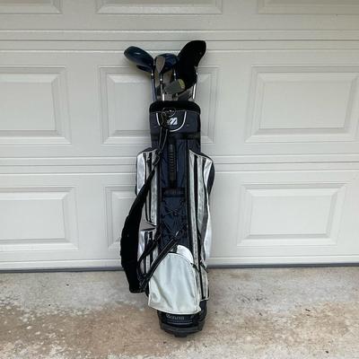 Mizuno Golf Bag / Wilson Woods & Irons