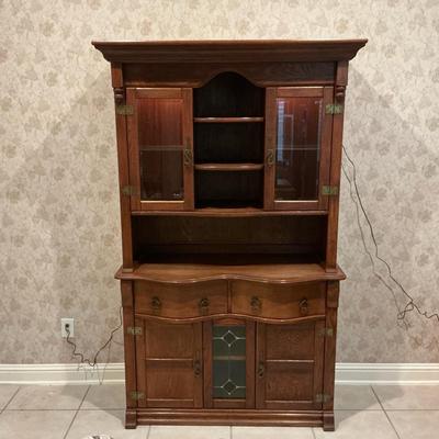 Vintage Williams Bros. California Oak China Hutch