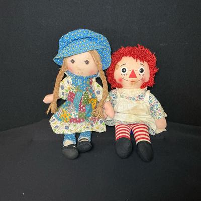 Raggedy Ann and Holly Hobbie