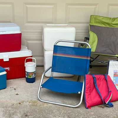 Coolers & Seats For Picnic / Camp 