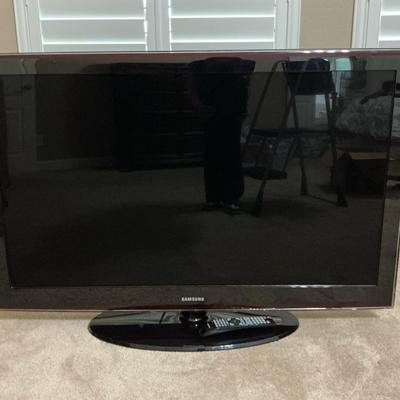 Samsung 52 Inch LCD TV