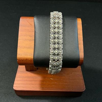 Sterling Silver Ribbon Bracelet 