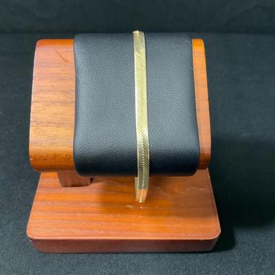 14K Gold Herringbone Bracelet 