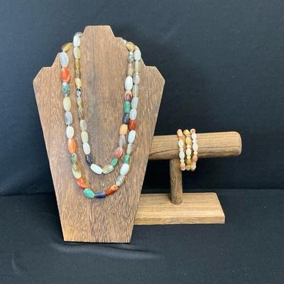Stone Necklace And Bracelets 