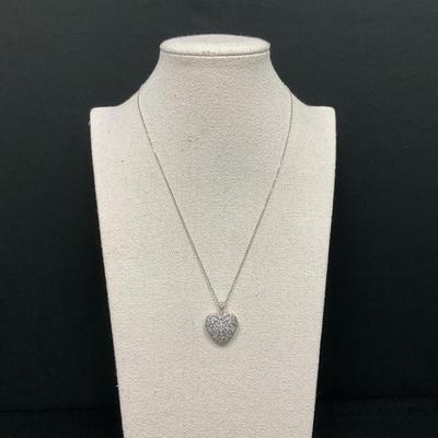 10K White Gold Necklace And Heart Pendant With Diamonds
