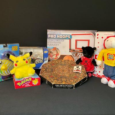 Vintage Games And Stuffies