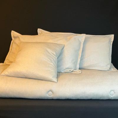 Michael Amini Bedding Designs - King Bedding Bundle