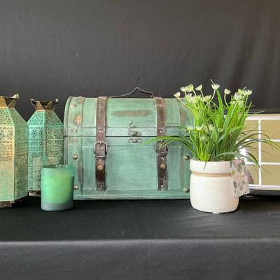 Turquoise Decor And Accessories  