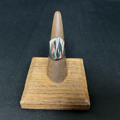 14k White Gold Ring