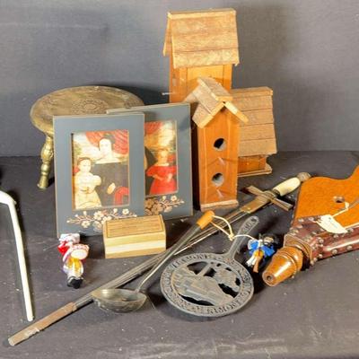 Early America Style Decor