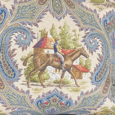 Decorative Pillows 