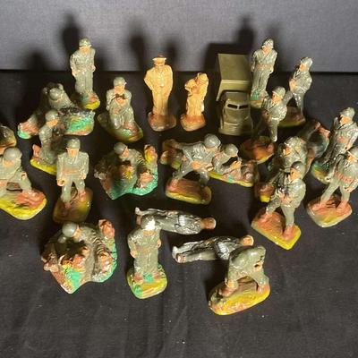 Vintage - 1950’s Soldiers 
