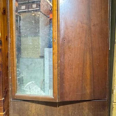 Project Mirrored Wardrobe 