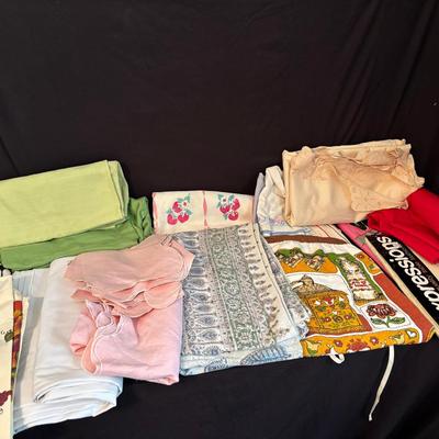 Tablecloths And Aprons