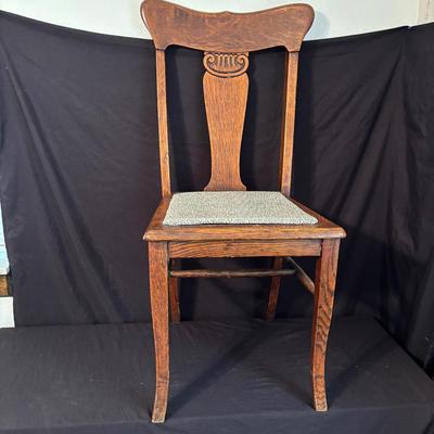Vintage Oak Chair