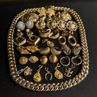 Chunky Gold Tone