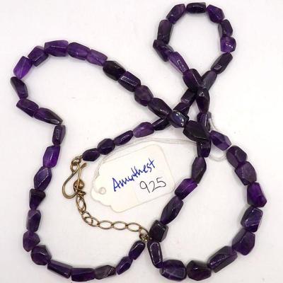 Natural Stone Jewelry from Different Countries