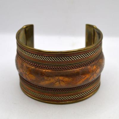 Natural Stone Jewelry from Different Countries