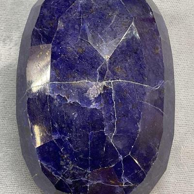 Natural Blue Sapphire, 1120 Carat, Lab Report
