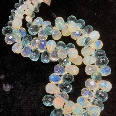 6: Vintage Opalescent Semiprecious Stone Necklace
