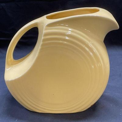 118: Vtg Homer Laughlin Fiesta Yellow Ceramic Pitcher USA
