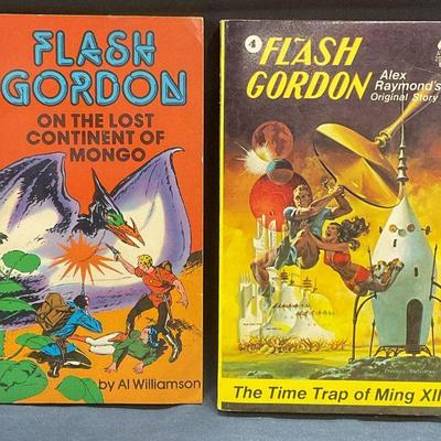 Lot 2 Flash Gordon Books, 1967&74 Illustrated
