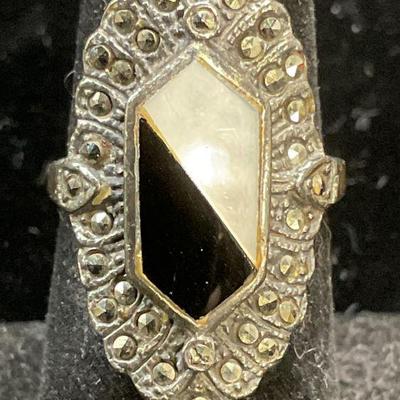 176: Sterling Silver MOP Onyx & Marcasite Ring
