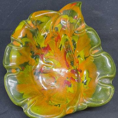 Vtg California Original Ceramic Leaf Dish
